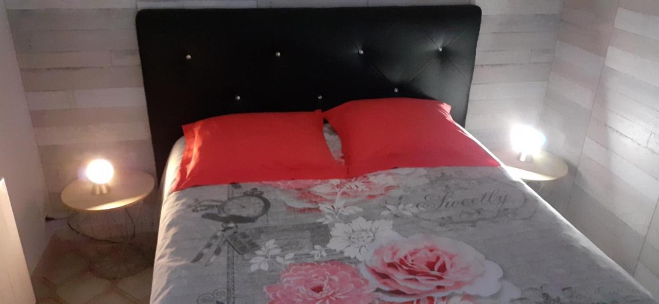 Appartement Proche Bord De Mer ปลูกาส์นู ภายนอก รูปภาพ